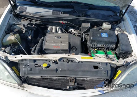 2002 Lexus Rx 300 z USA, uszkodzony, nr VIN JTJGF10UX20133225